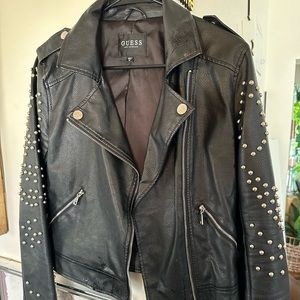🖤Guess moto jacket with studs🖤